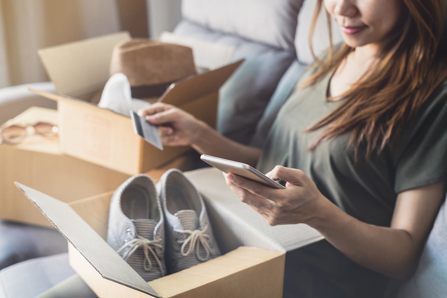 ‘The mall is not dead’ amid rise in online shopping, retail expert says