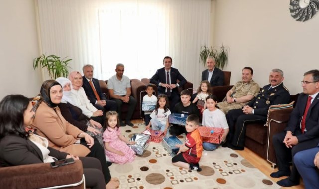 Bitlis Valisi Karakaya’dan şehit ailelerine bayram ziyareti – Yaşam