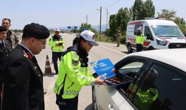 Erzurum’da bayramda trafik denetimleri yoğunlaştı – Yaşam