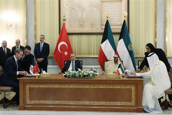 Cumhurbaşkanı Erdoğan, Kuveyt Emiri El Sabah ile görüştü