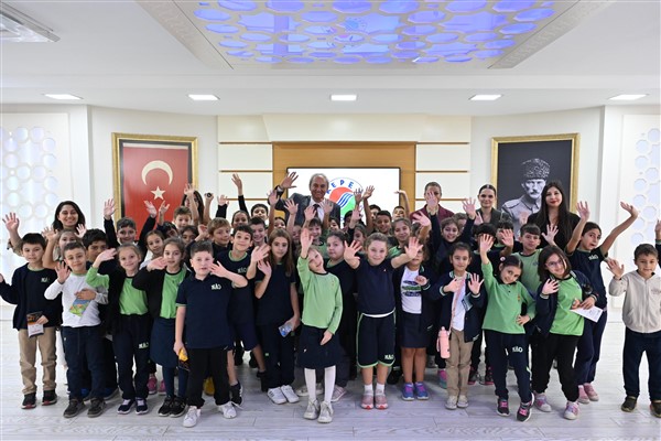 Öğrencilerden Başkan Kocagöz’e ziyaret