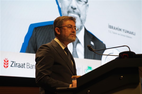 Bakan Yumaklı: Kuraklık ve don üretimi etkiledi, gıda arzında risk yok