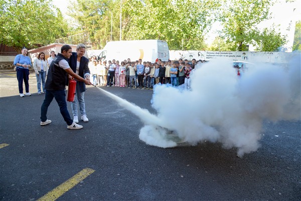 DBB’den öğrenciler için afet farkındalık eğitimi