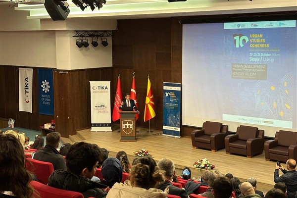 Başkan Göksu, Üsküp’te şehirciliği anlattı