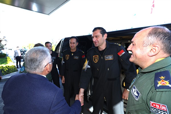 SOLOTÜRK’ten Başkan Büyükkılıç’a ziyaret