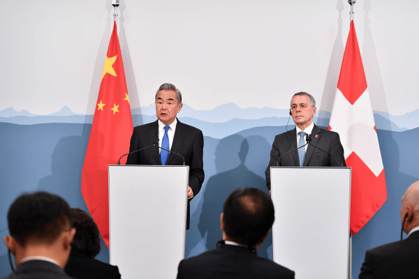 Dışişleri Bakanı Wang: Gazze’de barışın tesisi için atılan tüm adımları destekliyoruz