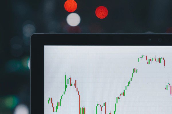 Halk Yatırım: ABD vadelilerinde hafif negatif bir görünüm hakim