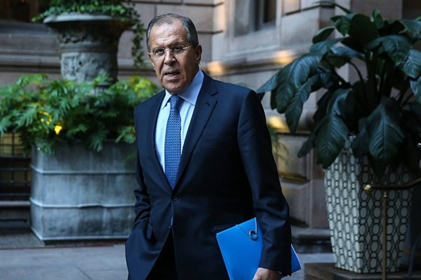 Lavrov, Cezayirli mevkidaşı Attaf ile stratejik iş birliğini görüştü