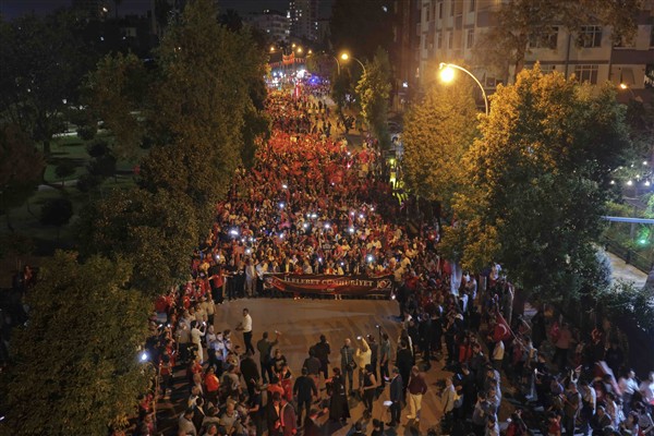 Adana’da Cumhuriyet coşkusu
