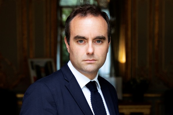 Fransa’da yeni hükümet kuruldu