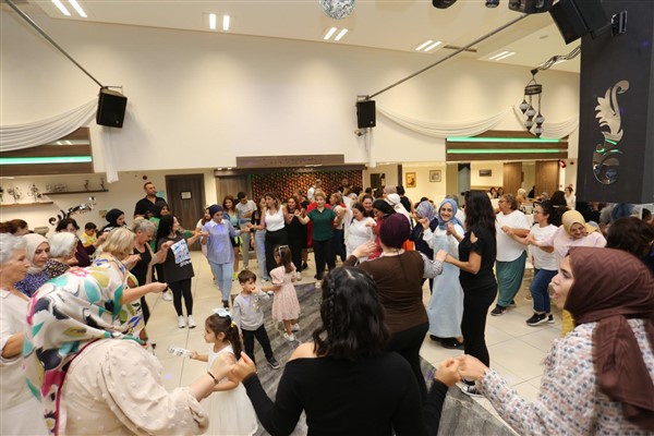 Kepezli kadınlar matinede buluştu