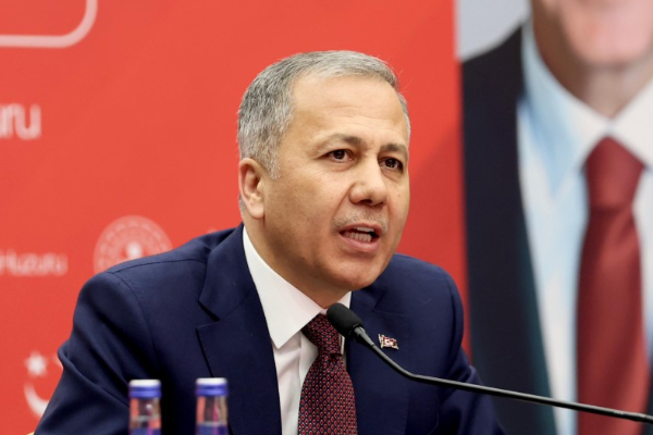 Yerlikaya: Yöneticilikte vizyoner ve merhametli, istişarede cömert iletişimde sabırlı olun