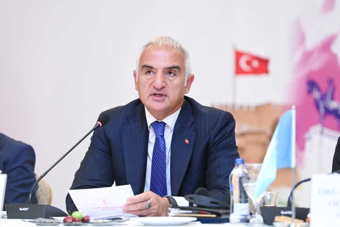 Bakan Ersoy: Cumhuriyetimizin 102. yılına erişmenin gururunu yaşıyoruz