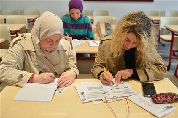 Beylikdüzü’nde Yabancılar İçin Türkçe Konuşma Kulübü başladı