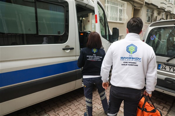 Bakırköy Belediyesi’nden ‘Evde Yardımcı Sağlık’ hizmeti