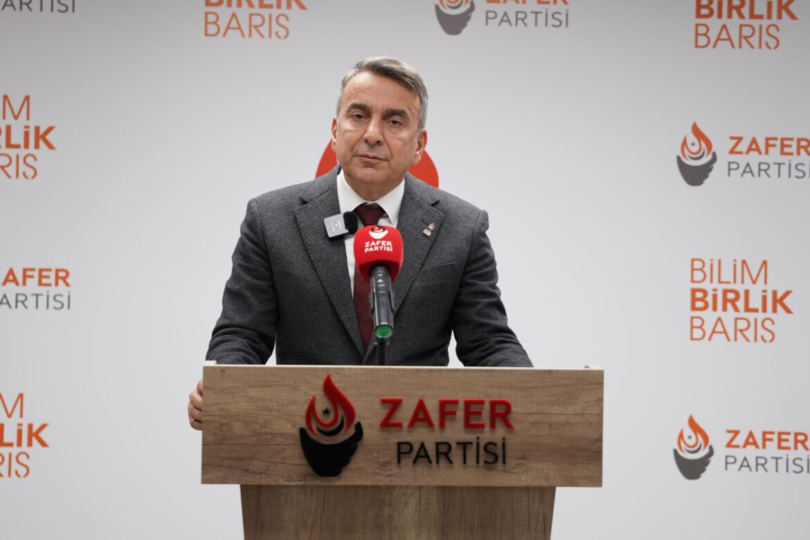 Karamahmutoğlu: Gerçekte olan biten PKK terör örgütünün Türkiye’de tabela indirmesidir