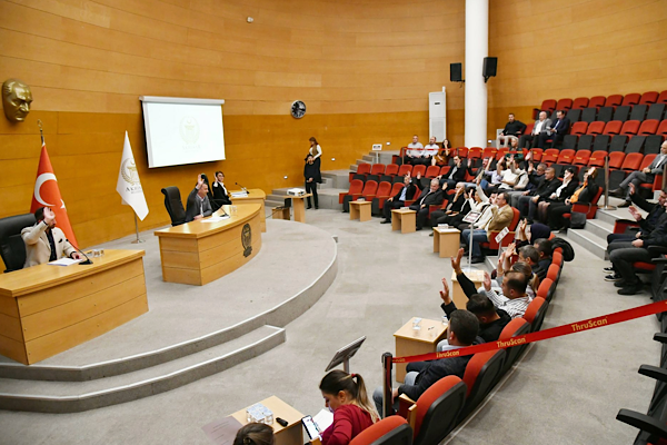 Akhisar Belediye Meclisi ikinci oturumu yapıldı