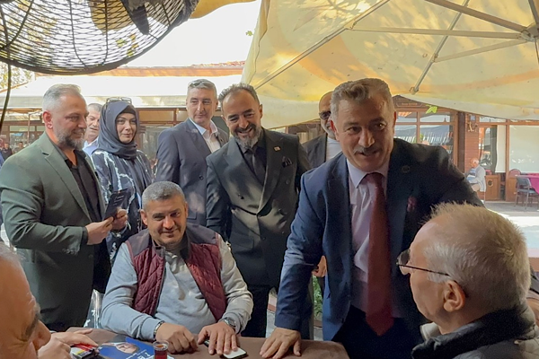 Anahtar Parti Mudanya’da halkla buluştu