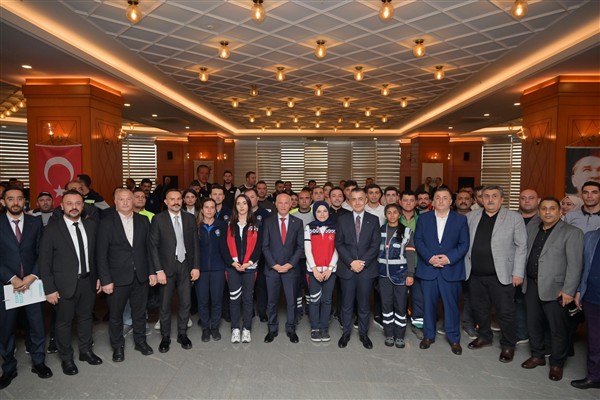 Esenyurt Belediyesi’nden çalışanlarına müjde