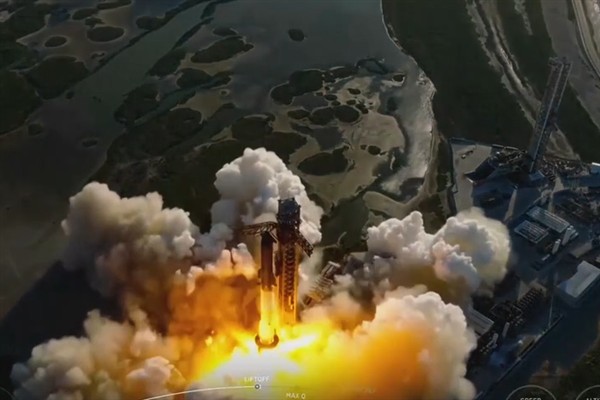 SpaceX, 11. Starship test uçuşunu başarıyla tamamladı