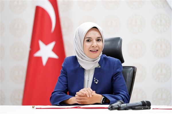 Göktaş: Gençlerimizin yüzlerindeki tebessüm en büyük motivasyonumuz