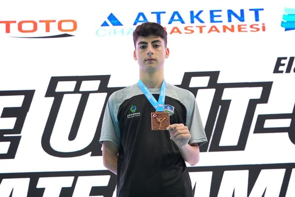 Çayırova Belediyesi Spor Kulübü karatecilerine milli takım daveti