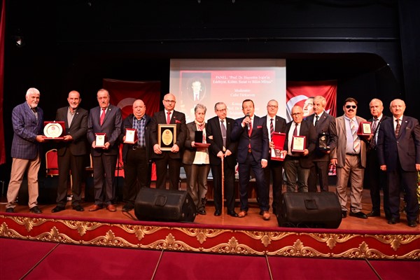 İvgin’in sanat hayatının 60. yılı Mamak’ta kutlandı