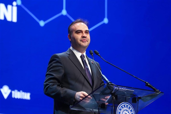 Bakan Kacır’ın Bakü temasları