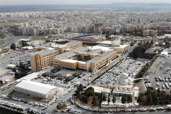 Mehmet Akif İnan Hastanesi’nde beyin tümörü ameliyatı