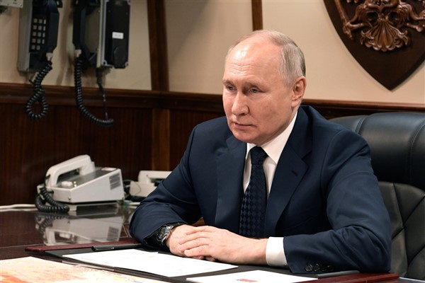 Putin: Ukraynalı askerlere teslim olma imkanı sağlansın